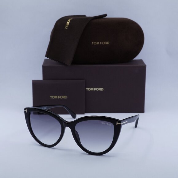 Tom Ford Isabella-02 FT0915 01B Cat Eye Sunglasses - Black\Smoke - Picture 1 of 9